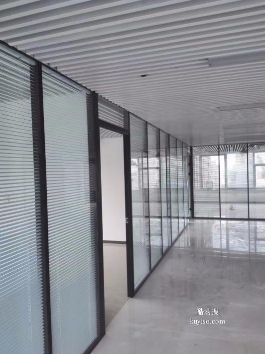上海青浦区厂房装修强弱电轻钢龙骨石膏板隔墙环氧地坪