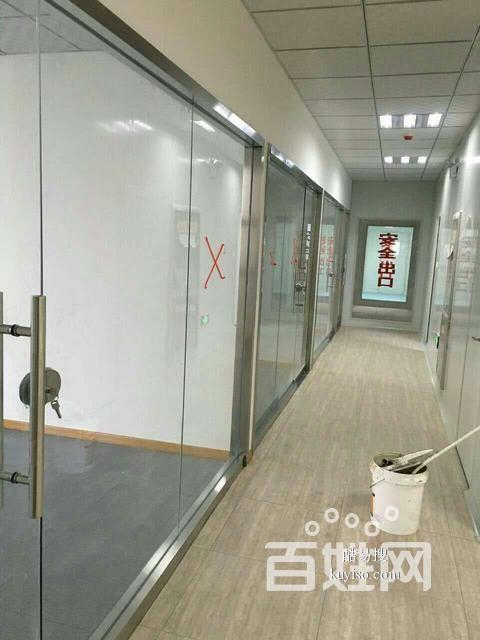 闵行区专业办公室装修玻璃隔断--厂房装修翻新刷涂料