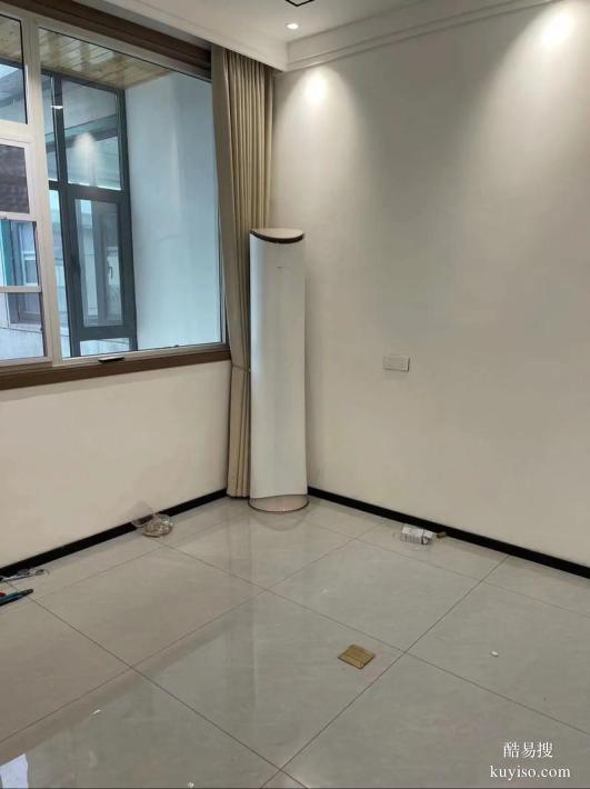 解決高新區(qū)天府四街五街維修空調(diào)不制冷加氟移機(jī)電話師傅