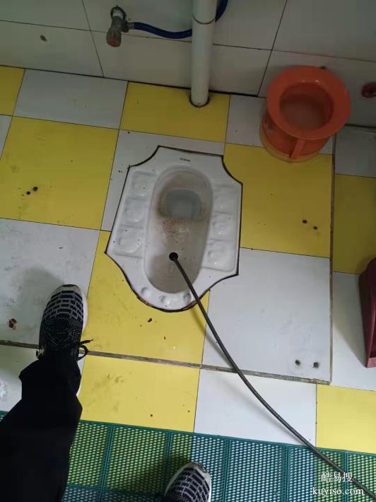 提供天府大道全天解決疏通各種堵塞管道高新本地師傅熱線