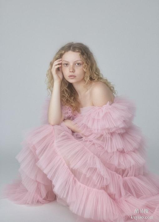 時裝周走秀外國模特，國外時裝周模特走秀