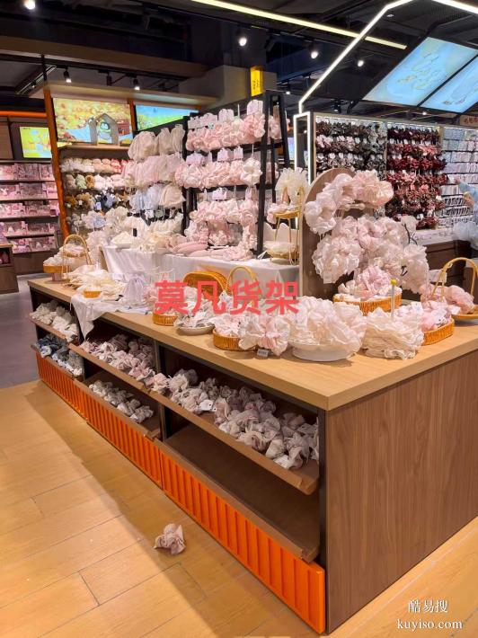 新店全屋整裝規(guī)劃莫凡量身打造貨架尺寸扎實格調(diào)十足