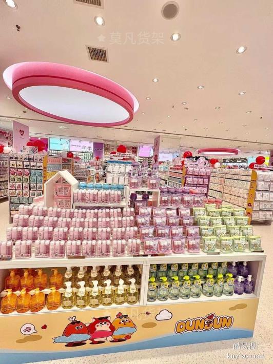 精品店貨架專業(yè)陳列方案提升店鋪顏值與銷量