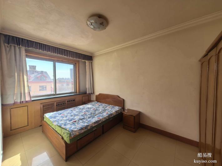 出售青山區(qū)幸福南路16號(hào)街坊住宅一套