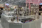 精品店货架专业陈列方案提升店铺颜值与销量